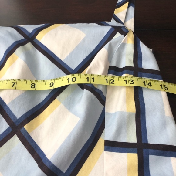 Super cute patterned lightweight dress. - Picture 5 of 8